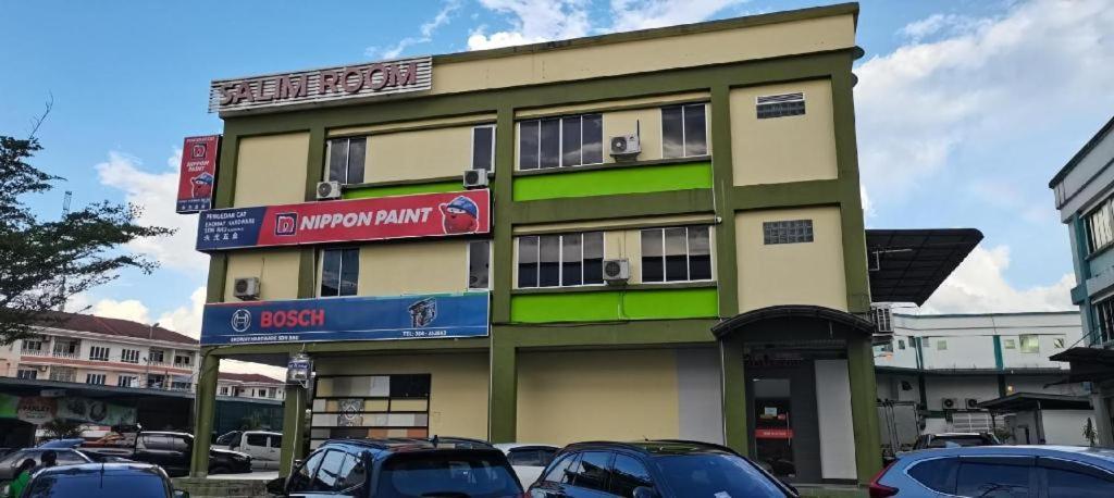 Salim Room Sibu Bagian luar foto